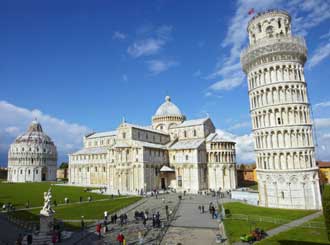 La Boheme - Torre di pisa